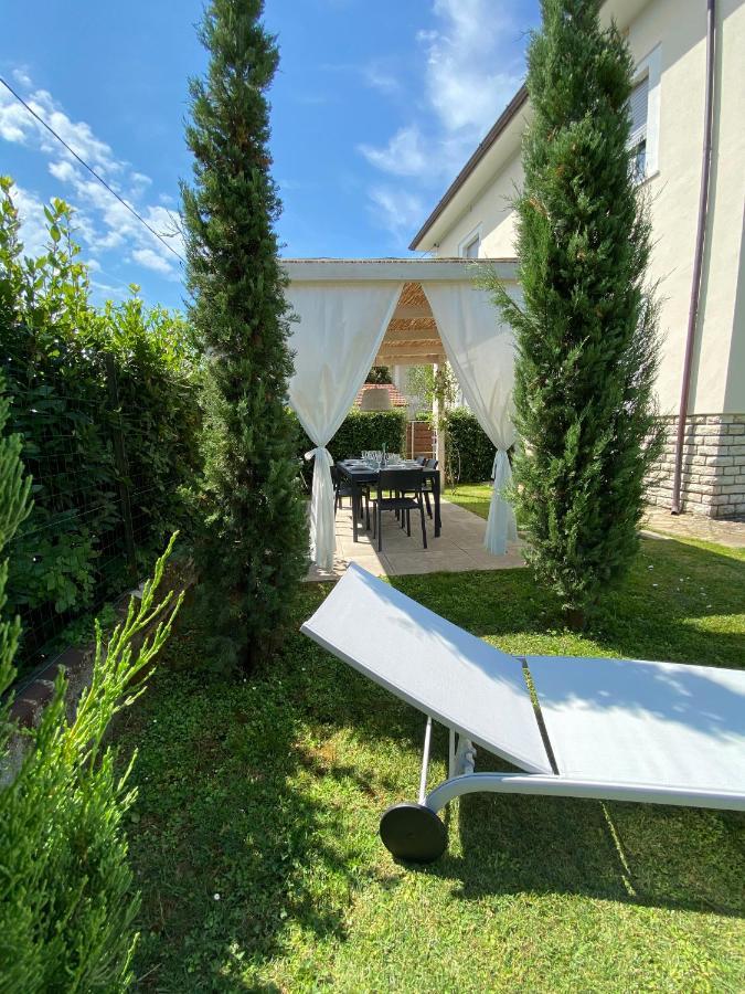 Nave York Apartment Lucca Luaran gambar